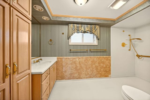 1059 Terra Avenue, Ashland, OR 97520