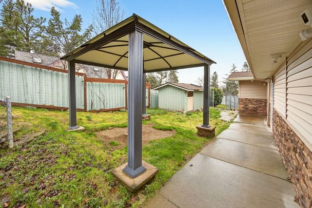 1059 Terra Avenue, Ashland, OR 97520