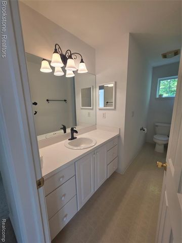 14388 Oak Leaf Trail, Linden, MI 48451