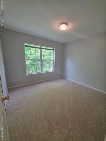 14388 Oak Leaf Trail, Linden, MI 48451
