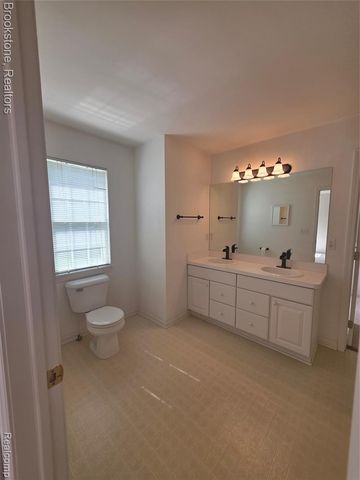 14388 Oak Leaf Trail, Linden, MI 48451