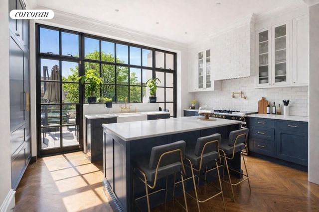 38 3RD Place, New York City, NY 11231