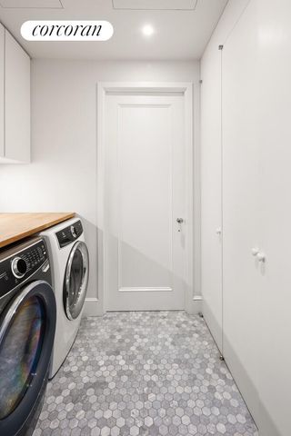 38 3RD Place, New York City, NY 11231