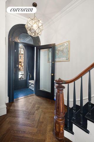 38 3RD Place, New York City, NY 11231
