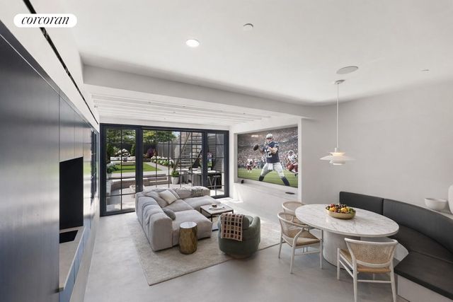 38 3RD Place, New York City, NY 11231