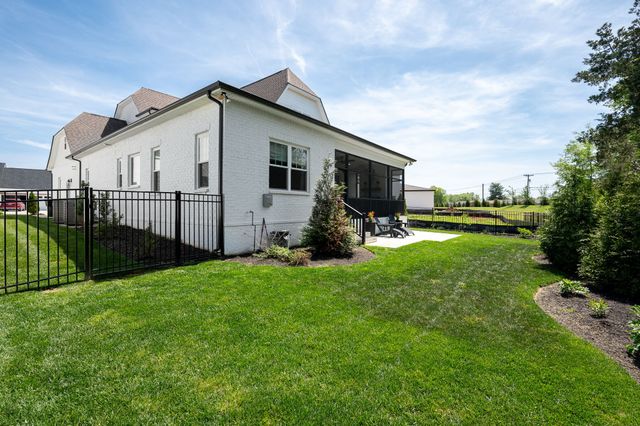 5754 Willoughby Way, Murfreesboro, TN 37129