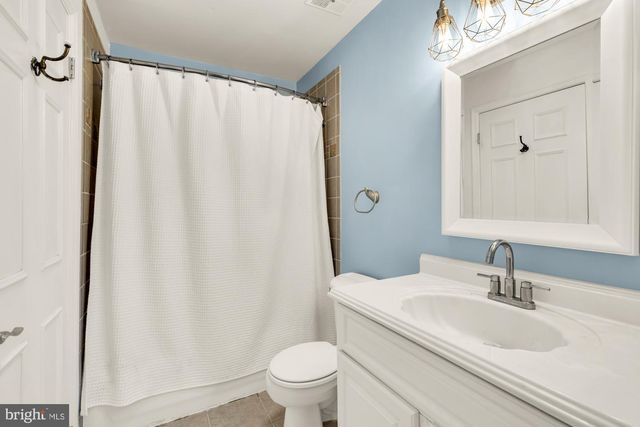 3517 SOFFIT PL, Woodbridge, VA 22192