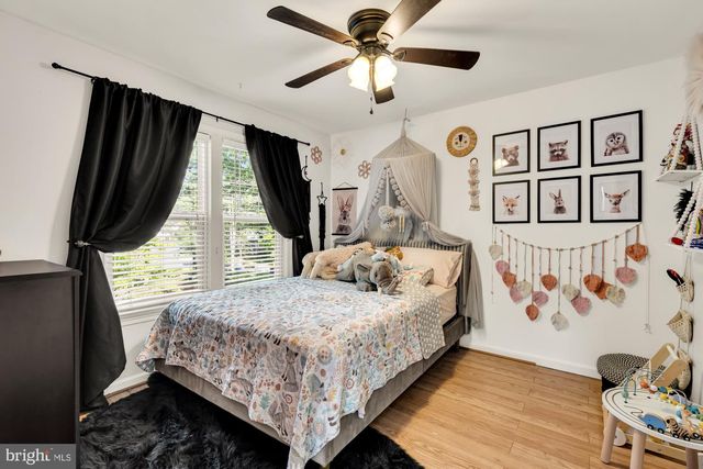 3517 SOFFIT PL, Woodbridge, VA 22192