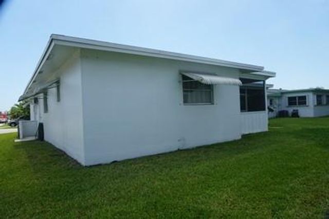 1745 NW 68th Ave, Margate, FL 33063
