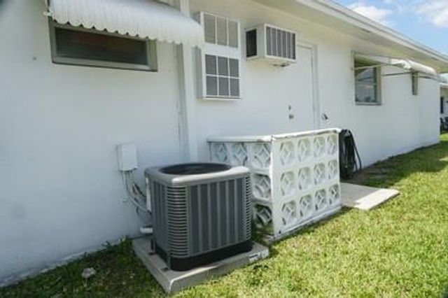 1745 NW 68th Ave, Margate, FL 33063