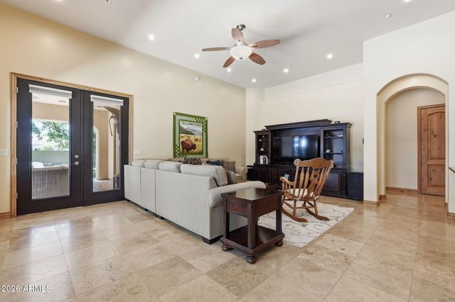15445 E BRONCO Court, Gilbert, AZ 85298