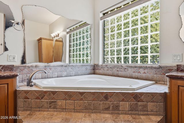 15445 E BRONCO Court, Gilbert, AZ 85298
