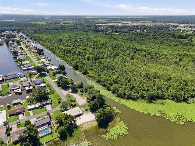 13525 PALM DRIVE, Astatula, FL 34705