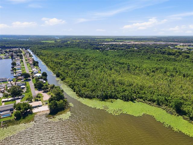 13525 PALM DRIVE, Astatula, FL 34705