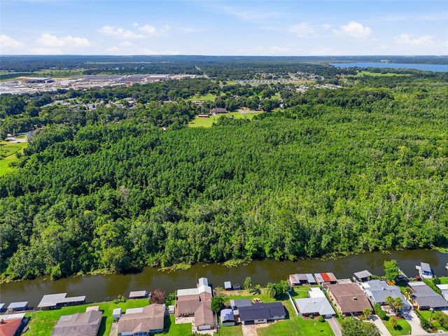 13525 PALM DRIVE, Astatula, FL 34705