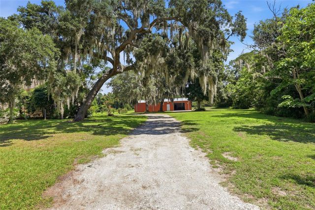 13525 PALM DRIVE, Astatula, FL 34705
