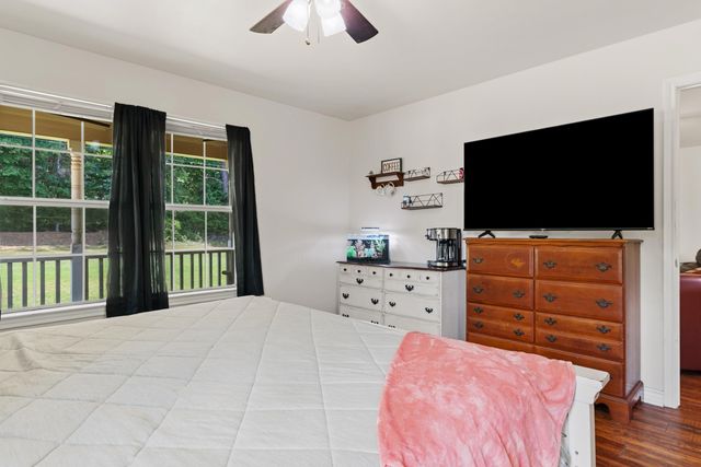 18827 CR 261, Overton, TX 75684
