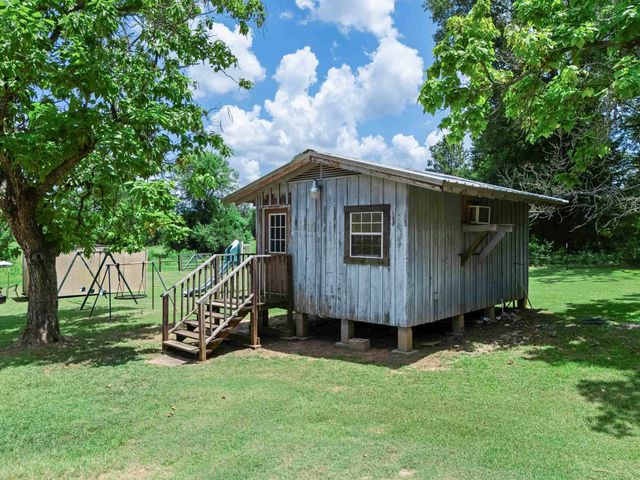 18827 CR 261, Overton, TX 75684