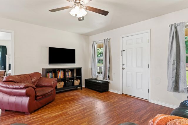 18827 CR 261, Overton, TX 75684