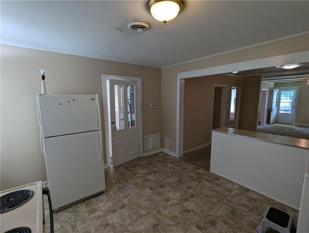 934 3rd Avenue W, Horton, KS 66439