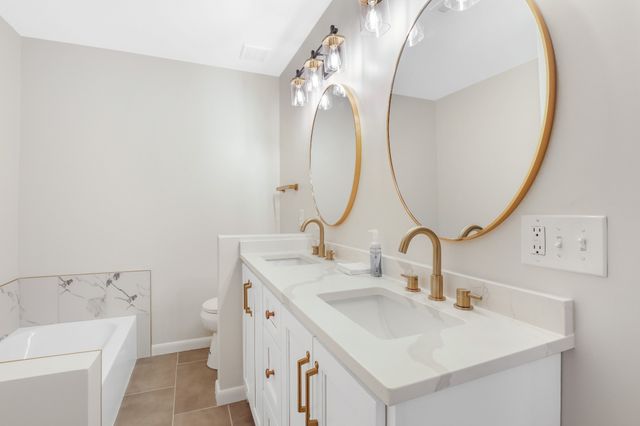 305 Leisure Ct, Antioch, TN 37013