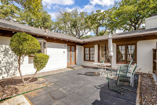 1500 Cienegas Circle, Fort Worth, TX 76112