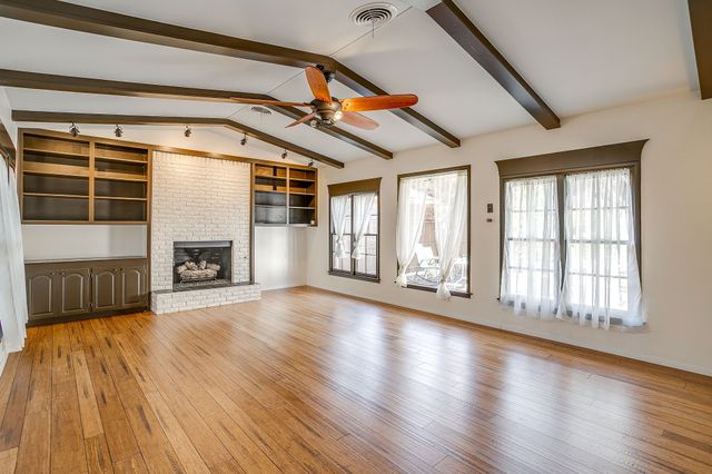 1500 Cienegas Circle, Fort Worth, TX 76112