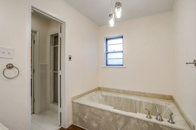 1500 Cienegas Circle, Fort Worth, TX 76112