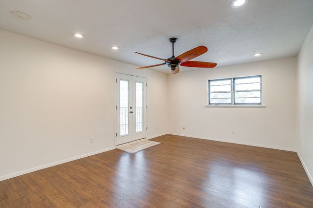 1500 Cienegas Circle, Fort Worth, TX 76112