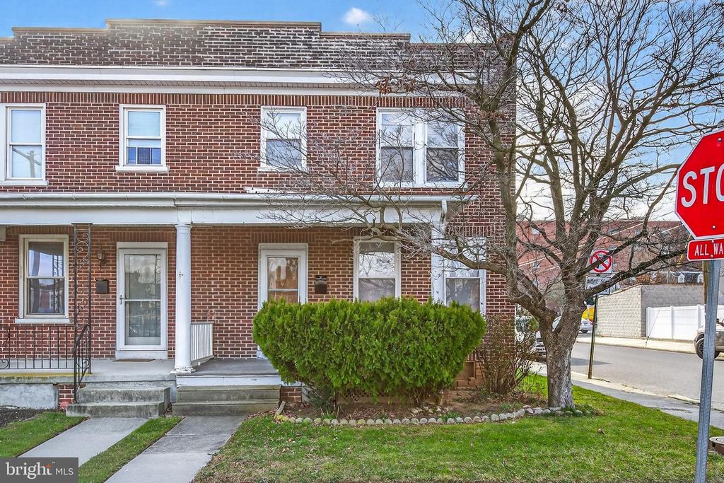 126 JACKSON ST, Lancaster, PA 17603