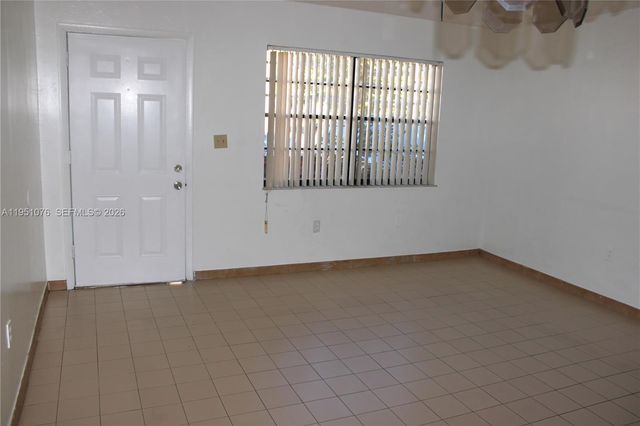 2260 W 55th St 3, Hialeah, FL 33016