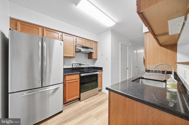 666 LIONS GATE LN, Odenton, MD 21113