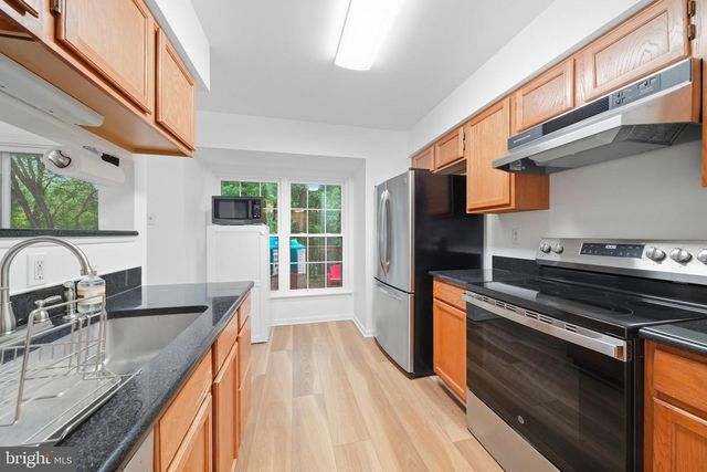 666 LIONS GATE LN, Odenton, MD 21113