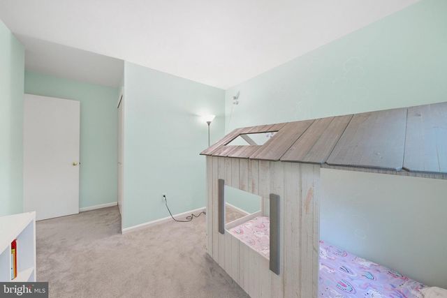 666 LIONS GATE LN, Odenton, MD 21113