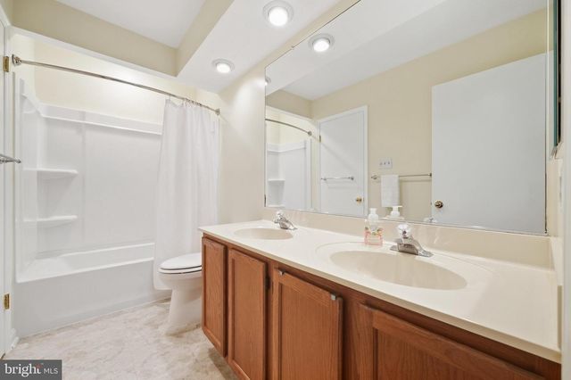 666 LIONS GATE LN, Odenton, MD 21113