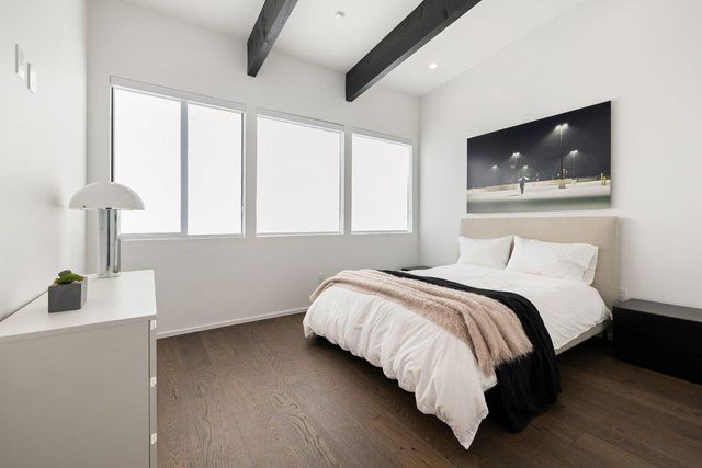 197 Gaucho WAY, Dripping Springs, TX 78620