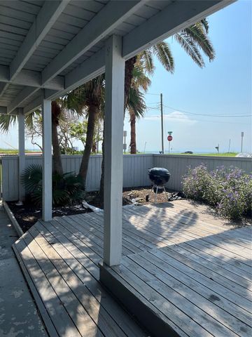 1206 Ursuline Up Street, Galveston, TX 77550