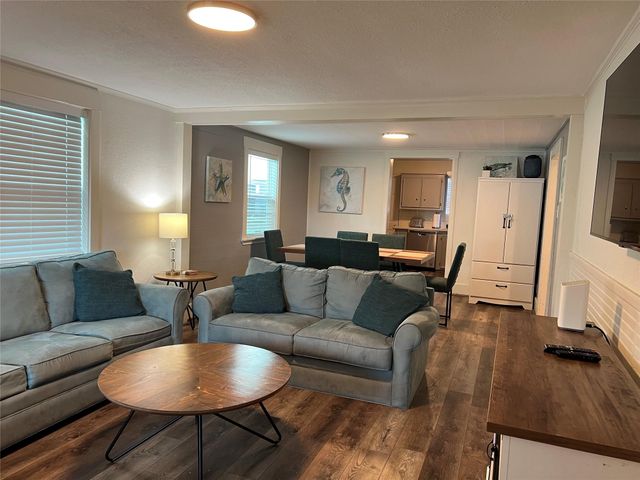 1206 Ursuline Up Street, Galveston, TX 77550