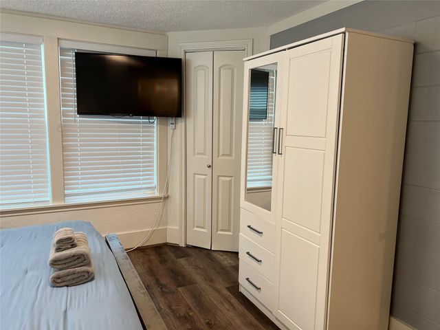 1206 Ursuline Up Street, Galveston, TX 77550