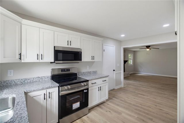 3325 Colony Drive, Jamestown, NC 27282