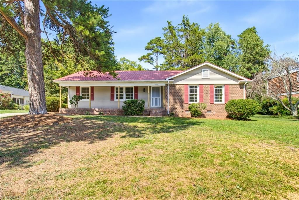 3325 Colony Drive, Jamestown, NC 27282