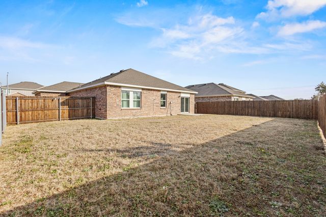 2305 Frio River Road, Glenn Heights, TX 75154