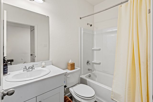 2305 Frio River Road, Glenn Heights, TX 75154