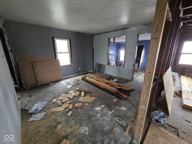 720 S Noble Street, Shelbyville, IN 46176