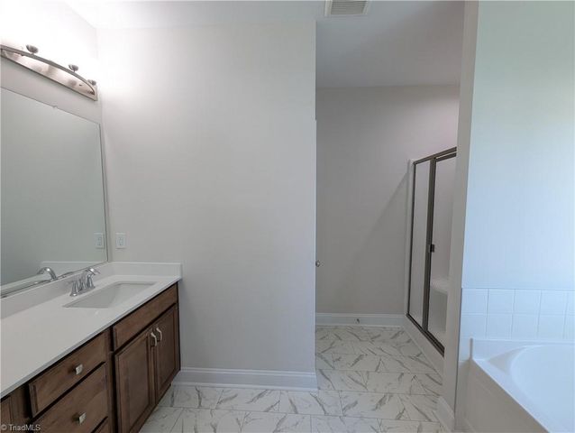 690 Palomino Mustang Drive 595, Whitsett, NC 27377