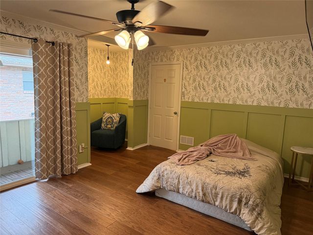 6338 Crab Orchard Road, Houston, TX 77057