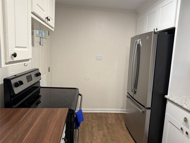 6338 Crab Orchard Road, Houston, TX 77057