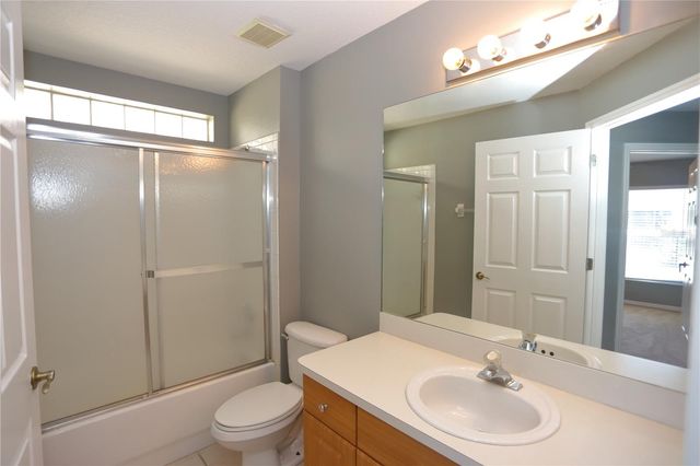 5826 TANAGERLAKE ROAD, Lithia, FL 33547