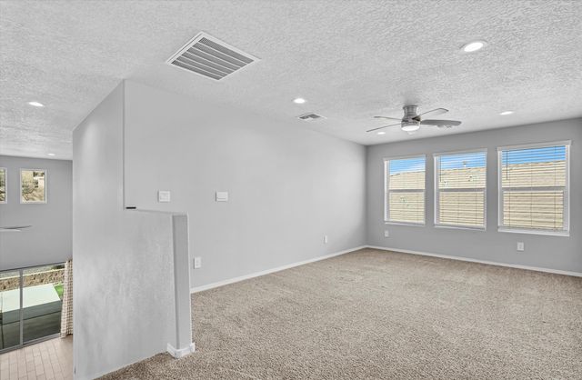 2539 McCauley Loop NE, Rio Rancho, NM 87144