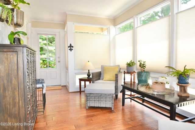 4435 Blenheim Rd, Louisville, KY 40207
